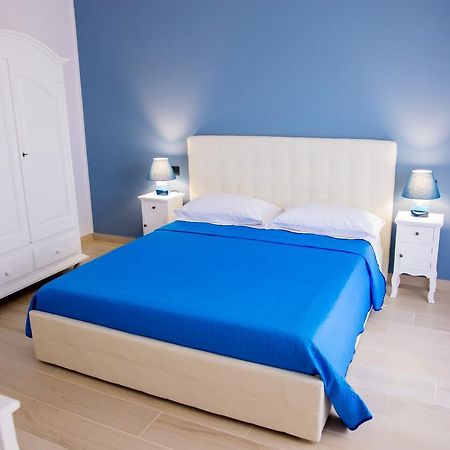 Gleda Rooms In The Square Помпей Екстериор снимка