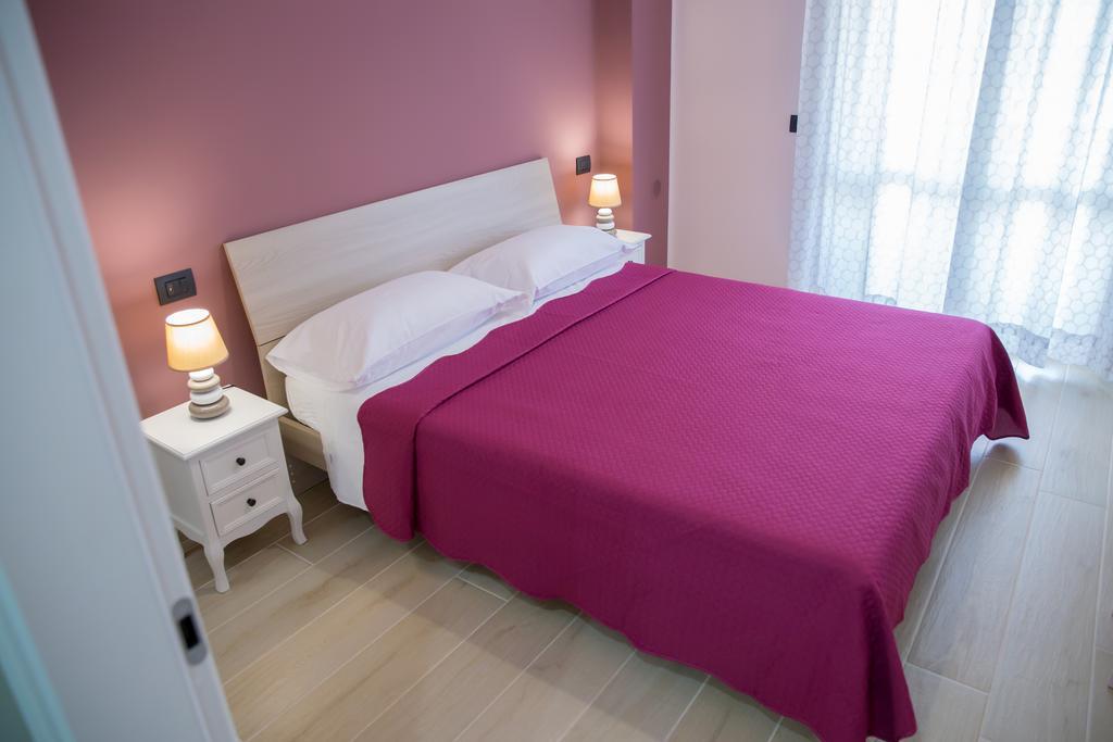 Gleda Rooms In The Square Помпей Стая снимка