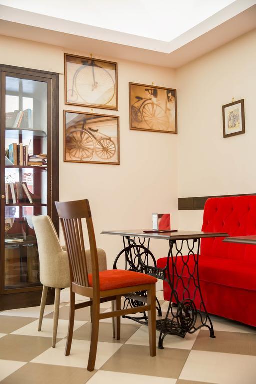 Gleda Rooms In The Square Помпей Екстериор снимка